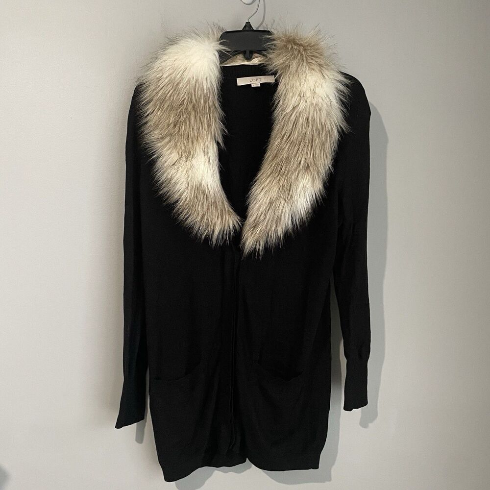 LOFT Faux Fur Collar Wool Blend Black Cardigan Size M Pockets Lightweight Button